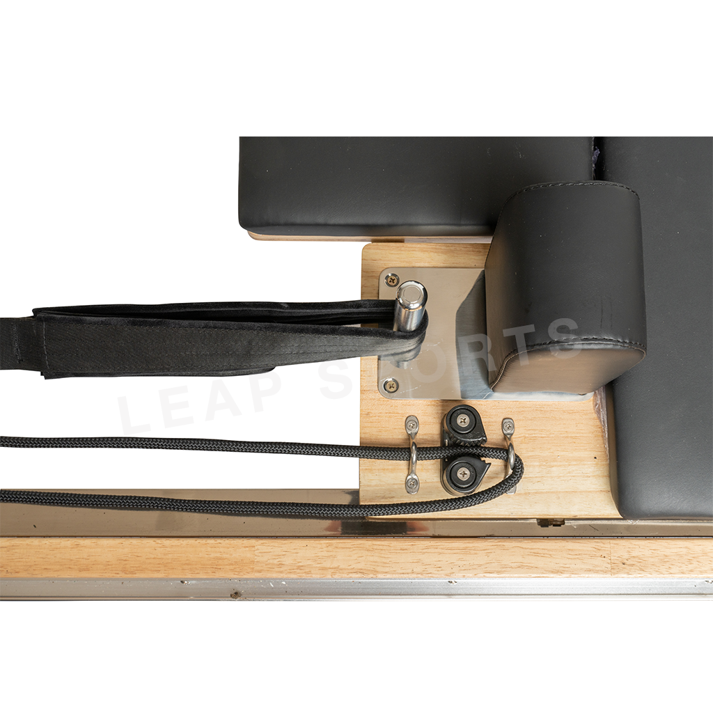 LEAP SPORTS Pilates Full-Track Reformer